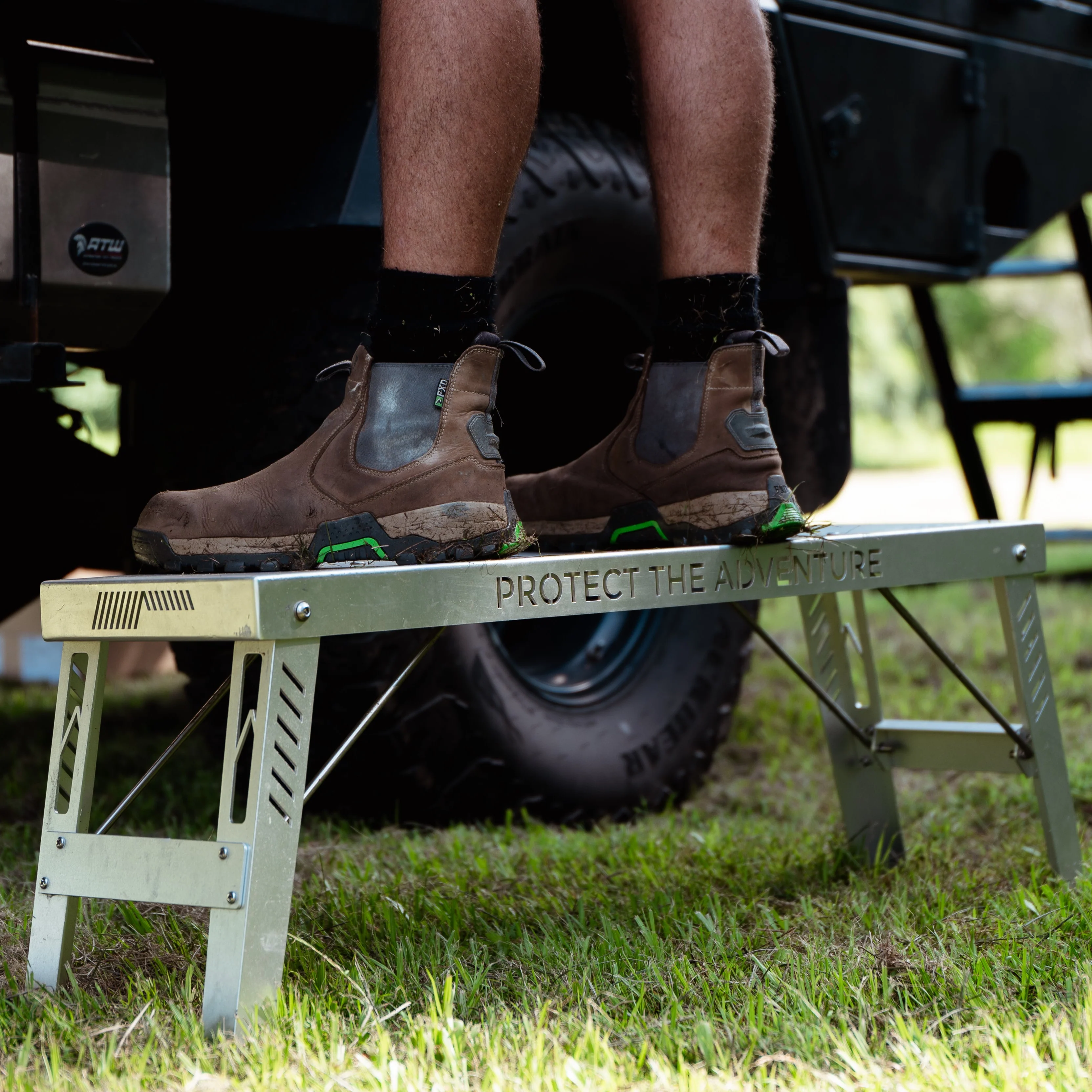 Table & Bench - Bundle - Image 3